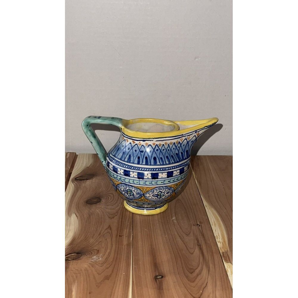 Vintage Italian hand, painted oil jug,Mediterranean  Home Decor, Deruta Majolica